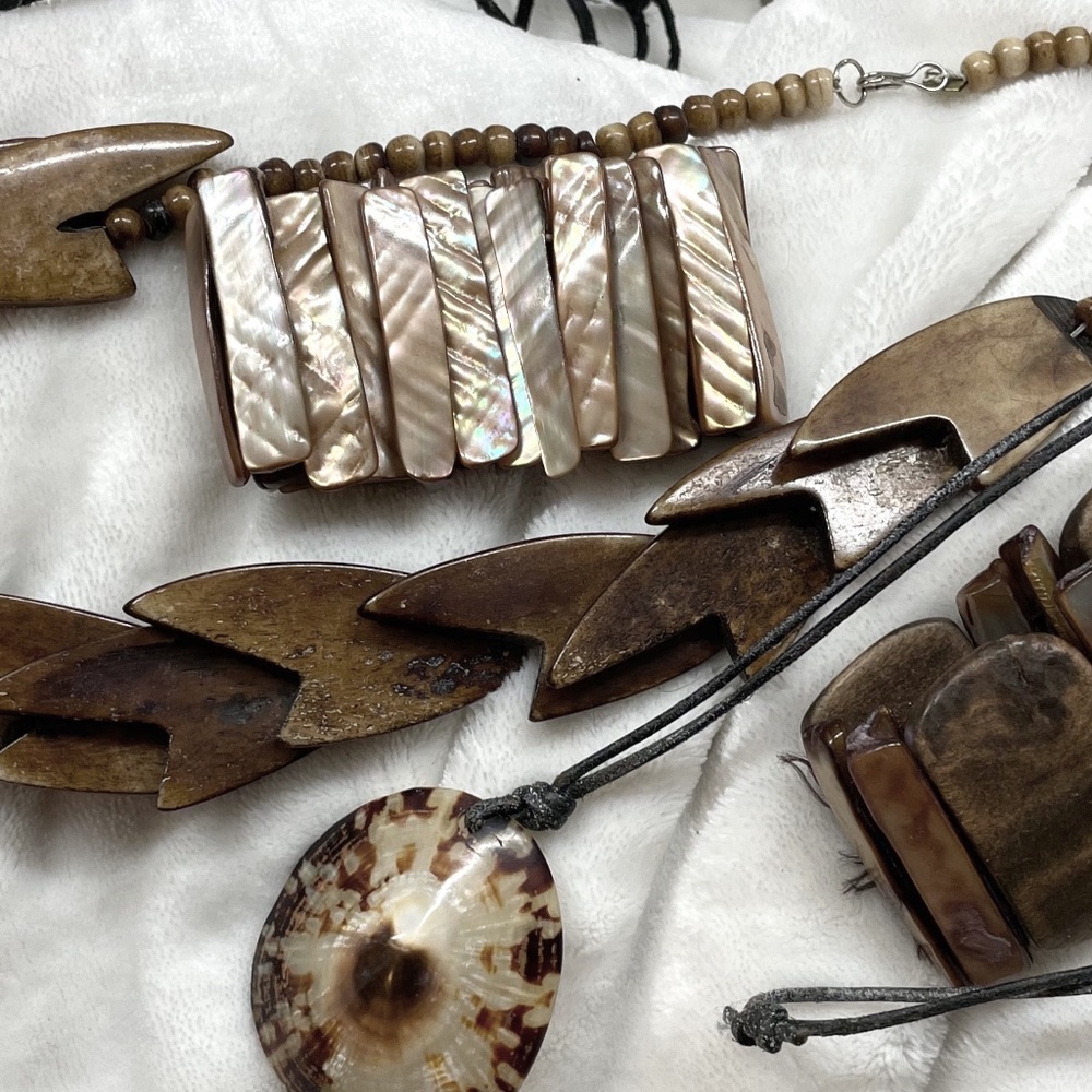 Vintage Boho Jewellery (wood, bead, and shell)